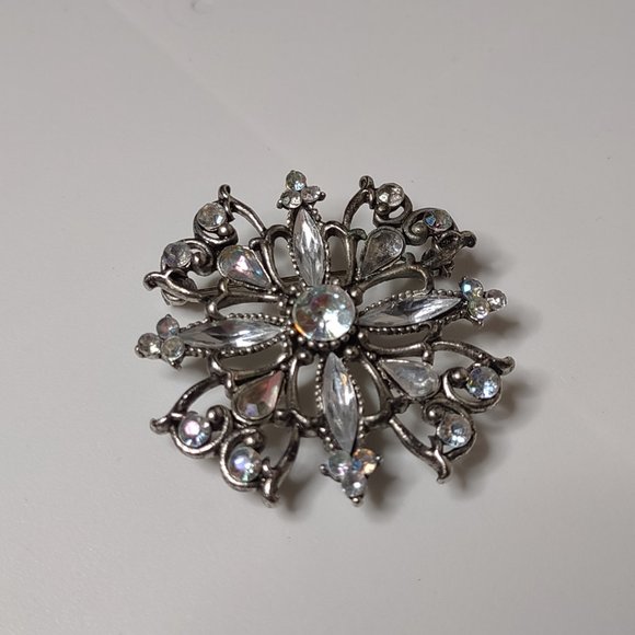 Pretty Vintage Metal And Plastic Brooch - Picture 2 of 11